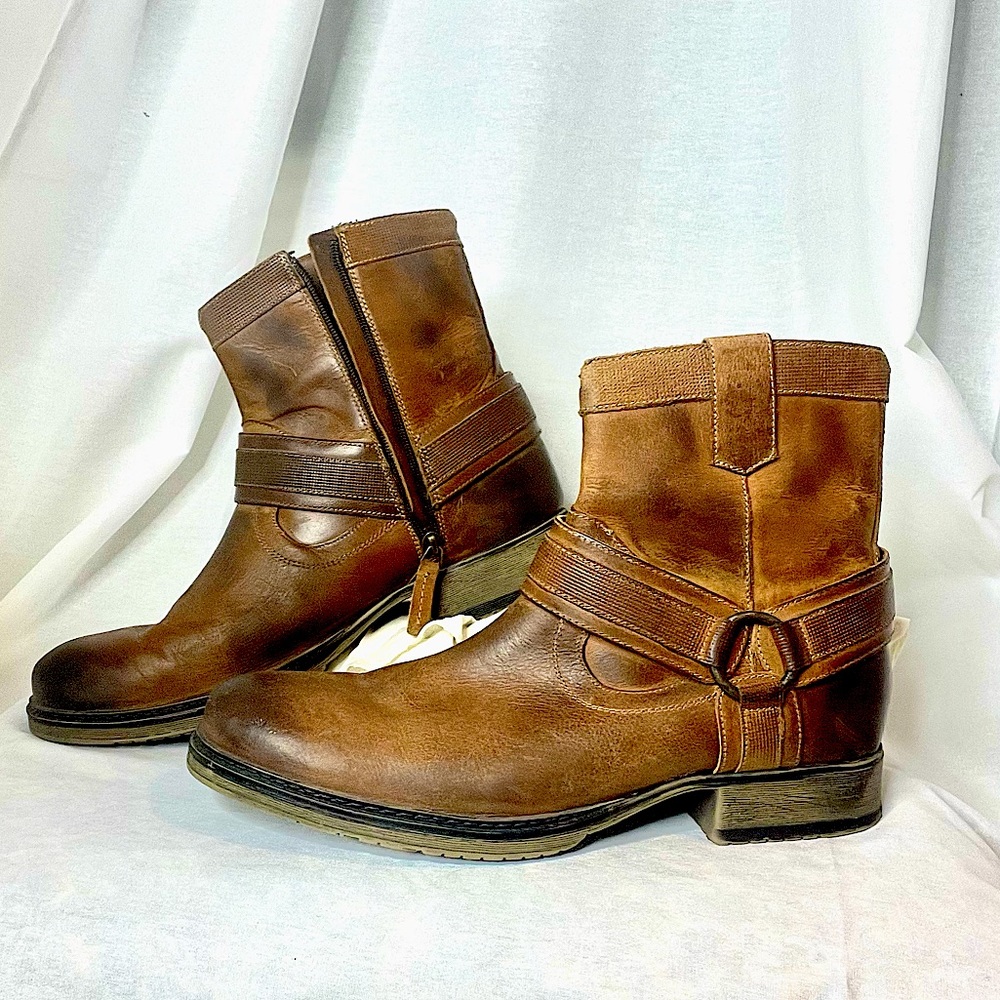Men’s ROAN Boot size 11
